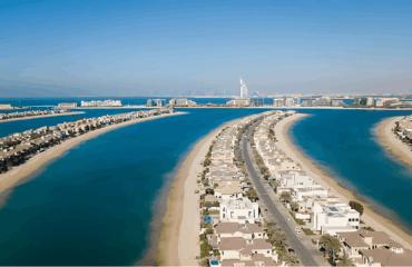 blog 4-min waterfront - palm islands