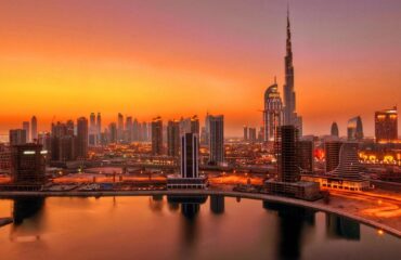 blog featured image (14) dubai golden hour - dubai real estate market